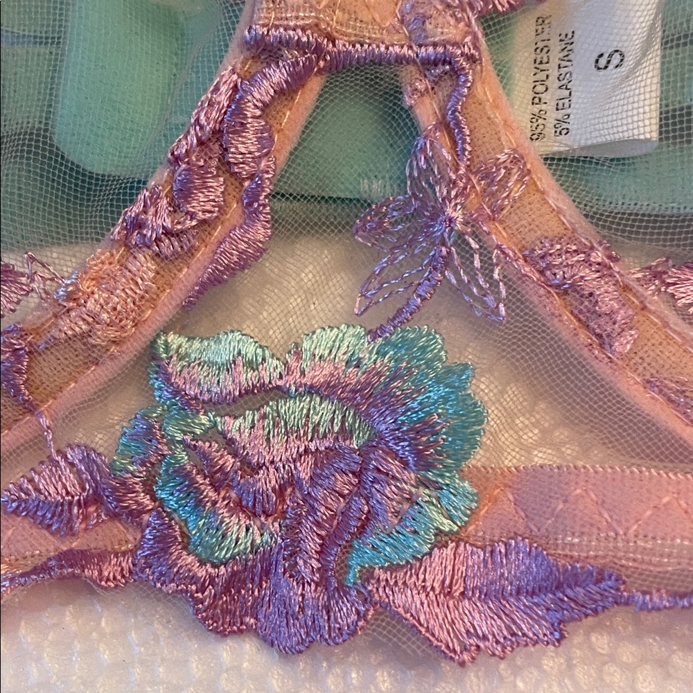 NWT La girl Elegant Floral Lace Bra Set - Pastel Pink /lavender /teal size S - Picture 7 of 13